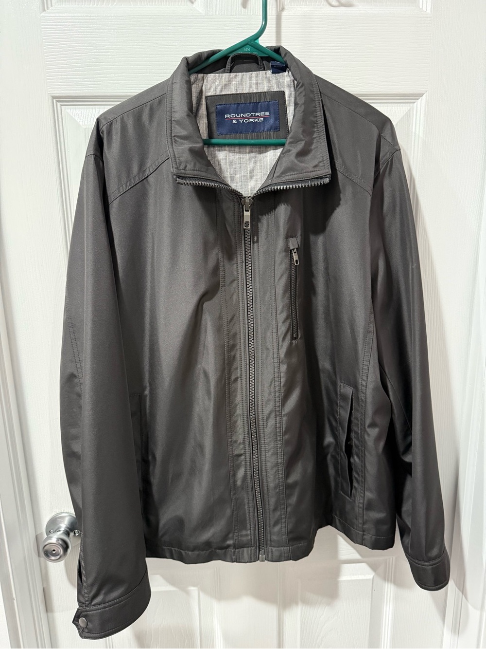 Roundtree & Yorke Men's Black Zip-Front Jacket